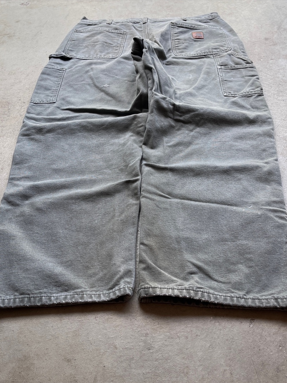 Vintage Carhartt B111-MOS Loose Fit Olive Workwear Cargo Pants